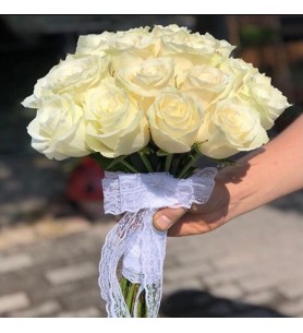Gelin çiçeği canlı gül